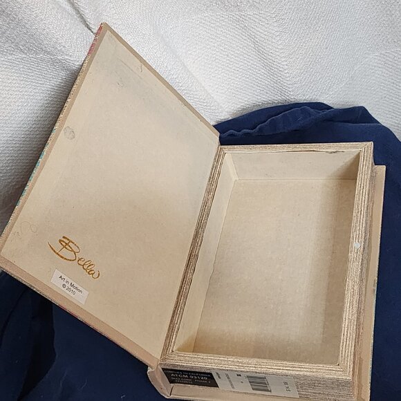 Bella Art in Motion Meijer Imax Corp Wood Unique Keepsake Safety Book Box - Picture 7 of 16